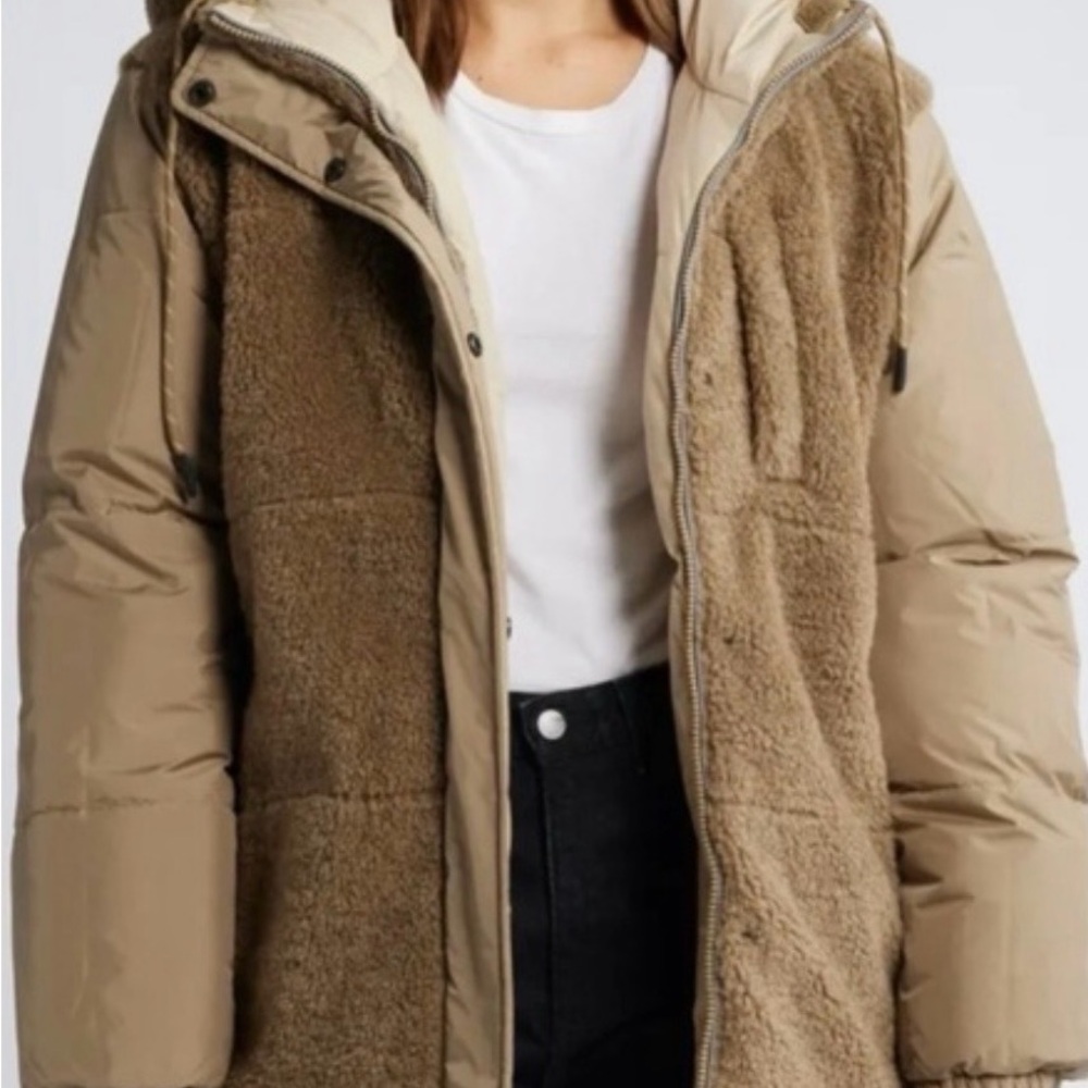 UGG Shasta 700-Fill Down Puffer Jacket Reversible Hooded - Picture 5 of 16